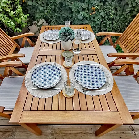 T3 Avec Terrasse A 200 Metres De La *